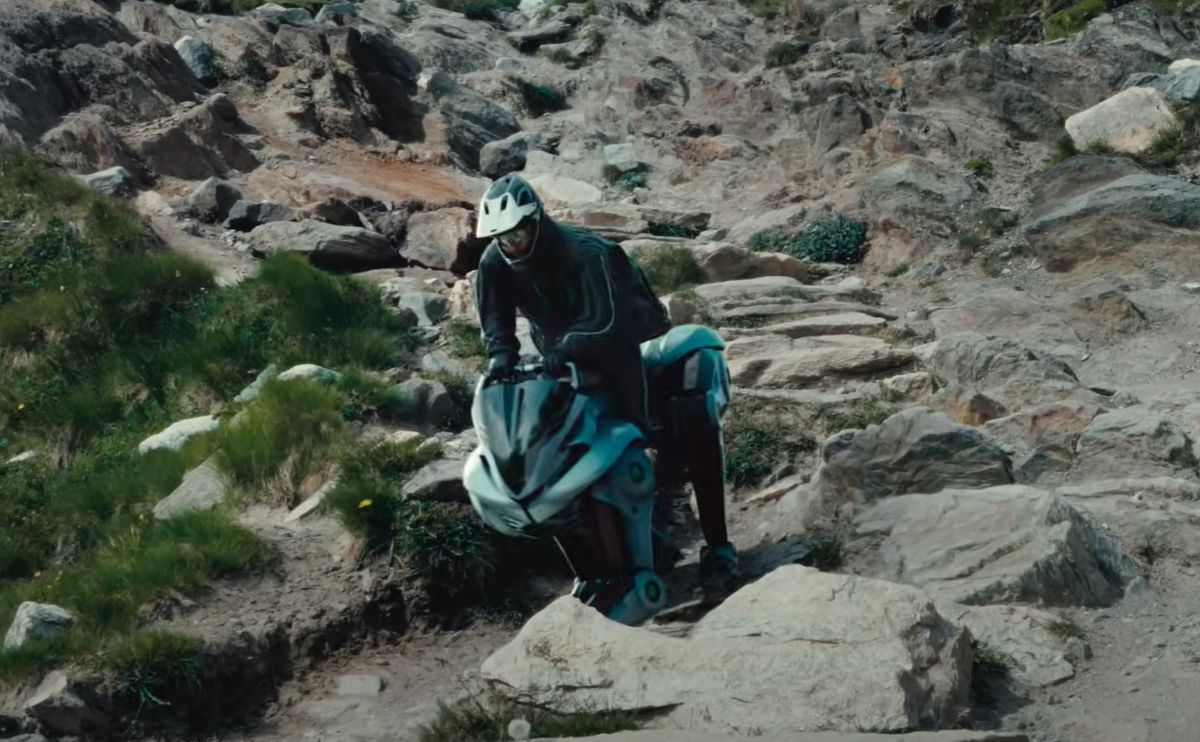 Một bản ý tưởng thiết kế robot mới lấy cảm hứng từ động vật đã được ra mắt và lần này là một con ngựa, nó có tên là robot Corleo. Ảnh: @Kawasaki.