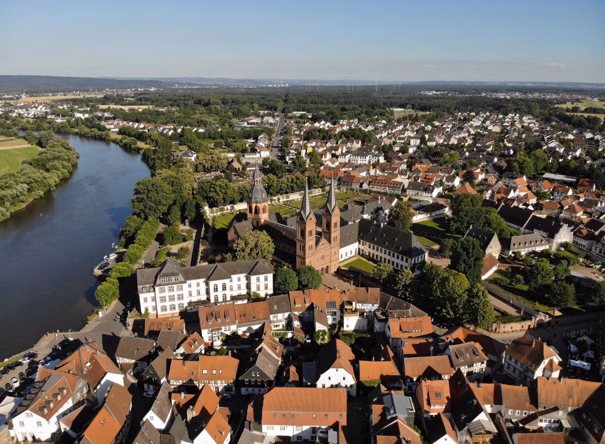 Khi tiến hành khai quật tại thị trấn cổ Nida nằm ở vùng ngoại ô phía tây bắc thành phố Frankfurt, nước Đức, các chuyên gia đến từ Văn phòng Di tích Thành phố Frankfurt bất ngờ tìm thấy quần thể di tích cổ xưa kỳ lạ. Ảnh: @Văn phòng Di tích Thành phố Frankfurt.