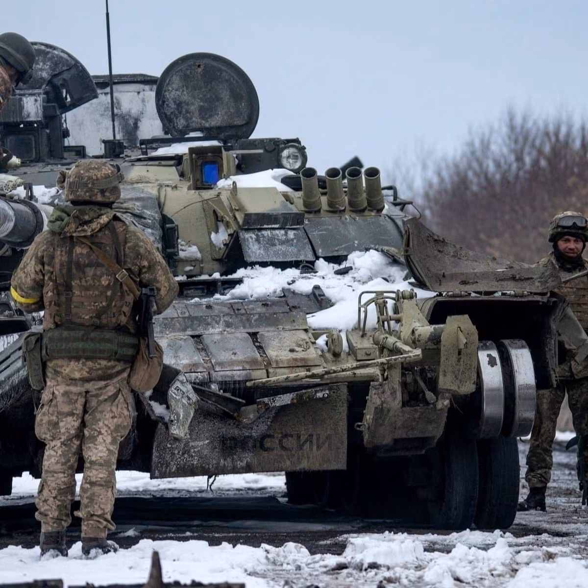 Nhóm tác chiến phía Đông, hoạt động tại khu vực Zaporozhye - Dnepropetrovsk, được cho là đã phá hủy nhiều khí tài và đánh trúng một kho vật tư của Ukraine. Đây là vùng nối chiến lược giữa các mảng kiểm soát, vì vậy mọi biến động tại đây đều có thể tạo ra thay đổi đáng kể trên bản đồ tác chiến.