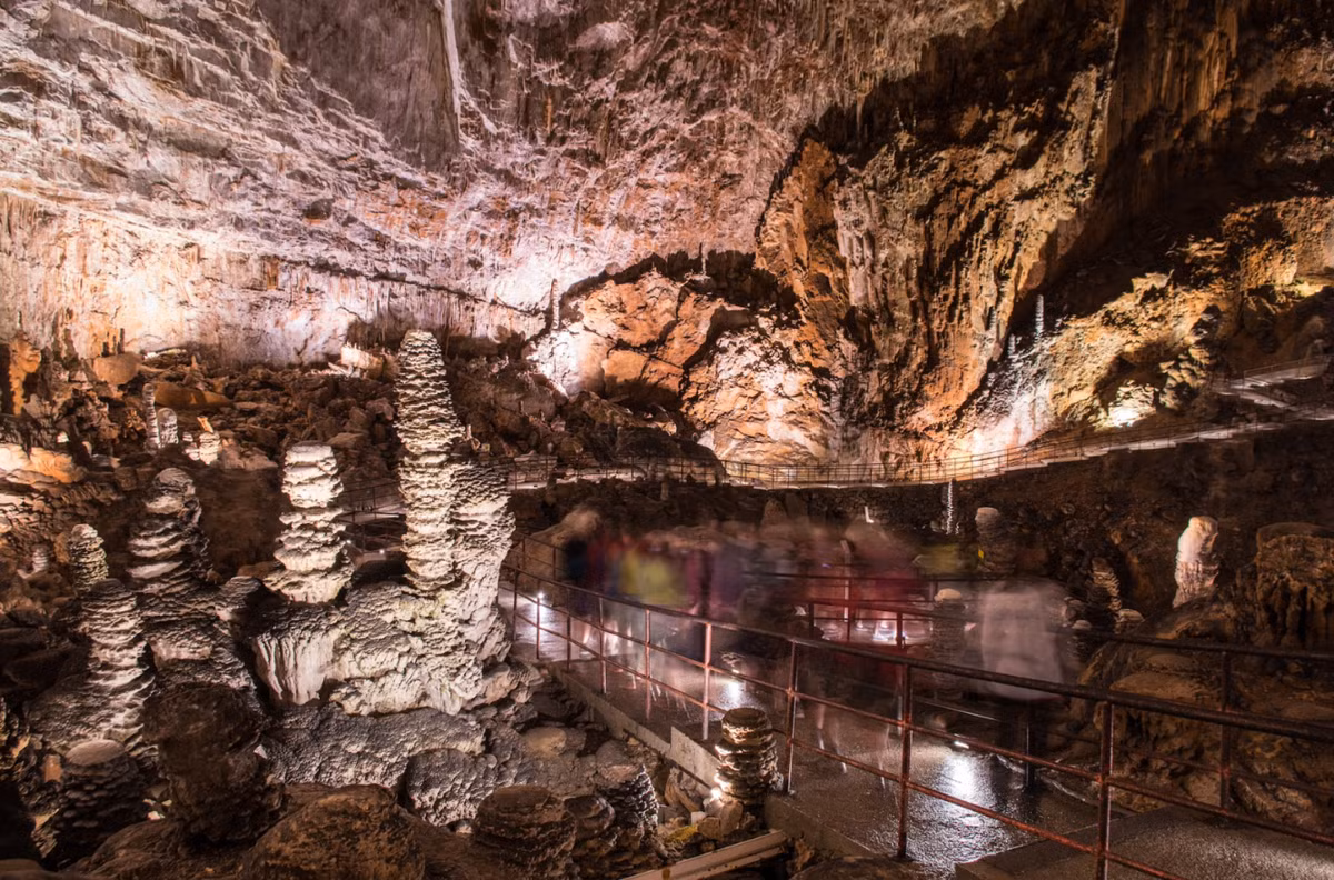 Ước tính hang động này đã 3.600 năm tuổi. Ảnh: @Mạng lưới Nurnet – Nuraghi Network.