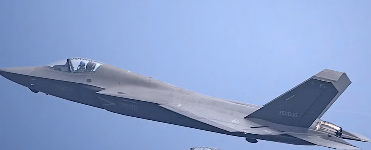 Mặc dù, Trung Quốc chưa phản hồi tuyên bố của Ấn Độ, nhưng sự xuất hiện của J-35A trên dây chuyền lắp ráp có thể phản ánh sự tập trung ngày càng tăng của nước này vào khả năng răn đe khu vực và triển khai sức mạnh. Ảnh: @ China Daily.