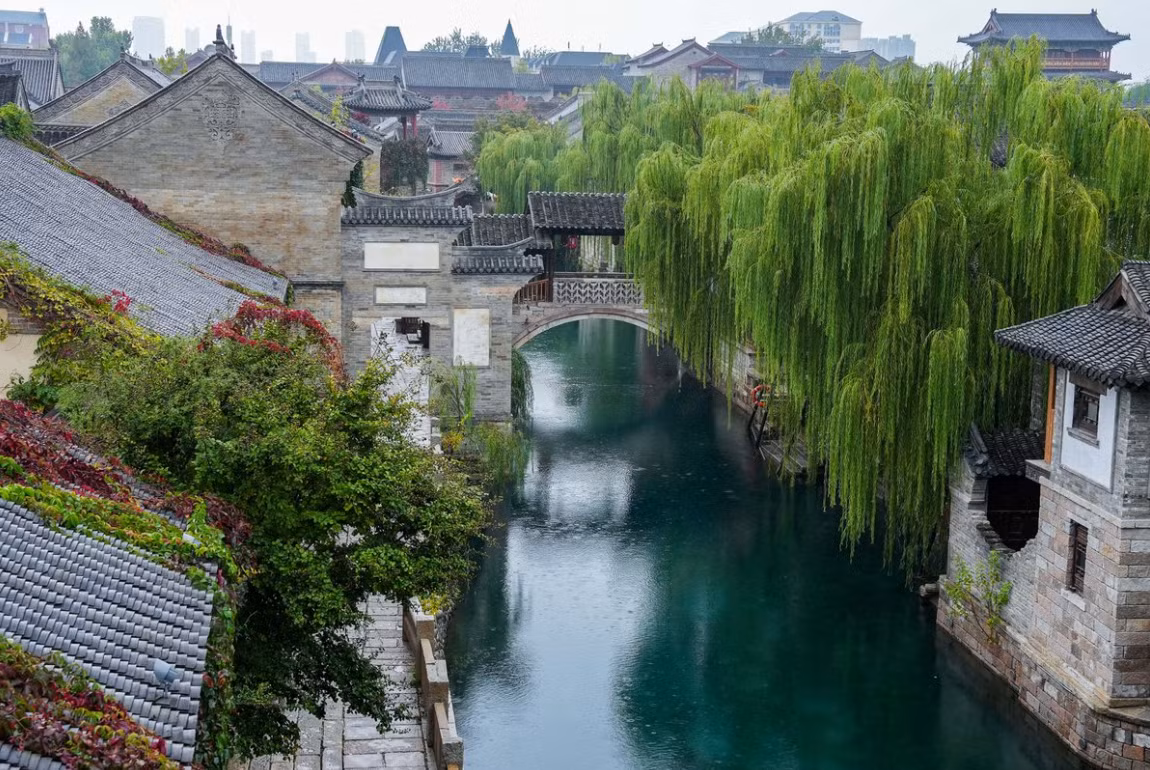 Tại khu di chỉ Daxinzhuang ở Tế Nam, tỉnh Sơn Đông, Trung Quốc, các nhà khảo cổ học đến từ Viện Khảo cổ học Tế Nam đã phát hiện ra một vật thể lạ. Ảnh: @Viện Khảo cổ học Tế Nam.