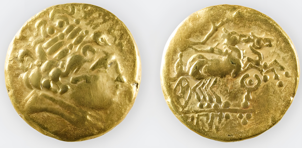 Khoảng giữa thế kỷ thứ 3 Trước Công Nguyên, người Celt bắt đầu đúc tiền riêng của họ, bắt chước tiền vàng của vua Philip II của Macedonia (năm 359–336 Trước Công Nguyên). Ảnh: @Trung tâm Kiểm kê Tiền xu Cổ của Thụy Sĩ.
