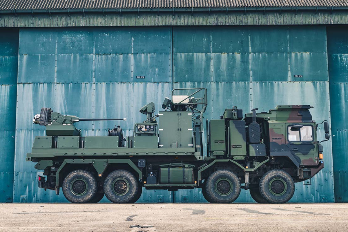 Hệ thống hoạt động hoàn toàn tự động và tích hợp các cảm biến để phát hiện, theo dõi và tấn công các mục tiêu trên không, trên mặt đất và trên biển ở cự ly ngắn. Ảnh: @militarnyi.