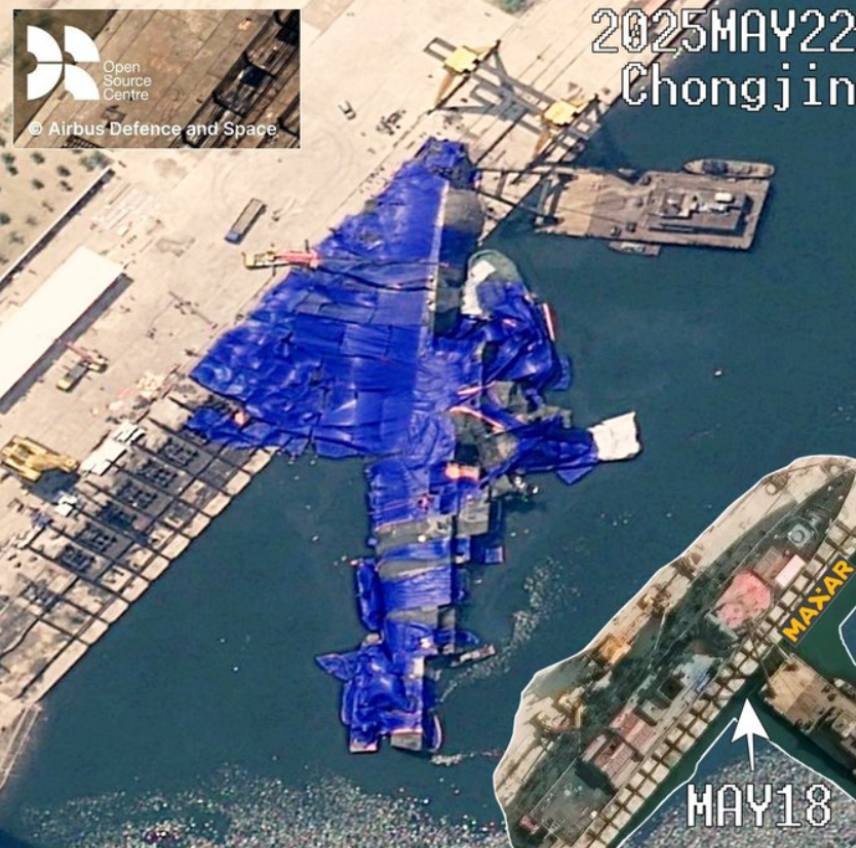 .Đồng thời, việc đưa nó đến một xưởng đóng tàu khác có thể là một thách thức lớn, đặc biệt là nếu thân tàu bị hư hỏng nghiêm trọng. Ảnh: @2025 Maxar Technologies.