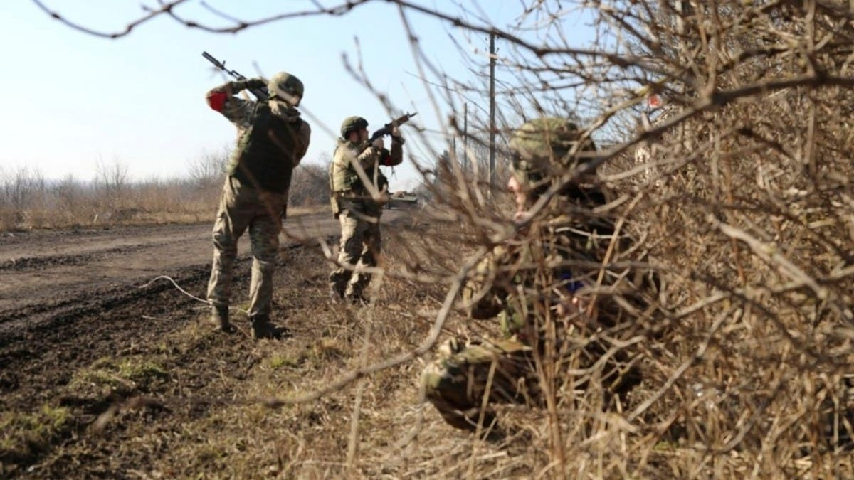 Việc thiếu hụt thông tin tình báo kịp thời, đã khiến các đơn vị phòng thủ lãnh thổ Ukraine tại khu vực Grabovskoye không thể tổ chức phản ứng hiệu quả. Dưới sức ép ngày càng gia tăng, họ buộc phải rút lui trong thời gian ngắn, qua đó tạo điều kiện cho lực lượng Nga nhanh chóng mở rộng phạm vi kiểm soát.