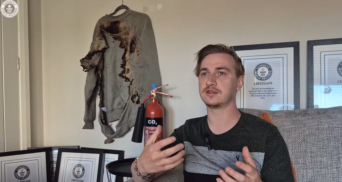 “Có rất nhiều kỷ lục thực hiện trong tình trạng gây bỏng toàn thân mà tôi thậm chí không nghĩ mình có cơ hội chạm tới, vậy nên bây giờ khi đã thực hiện xong kỷ lục này, tôi lại có hứng thú và nghĩ mình có thể làm được nhiều hơn thế nữa”. Ảnh: @ Guinness World Records.