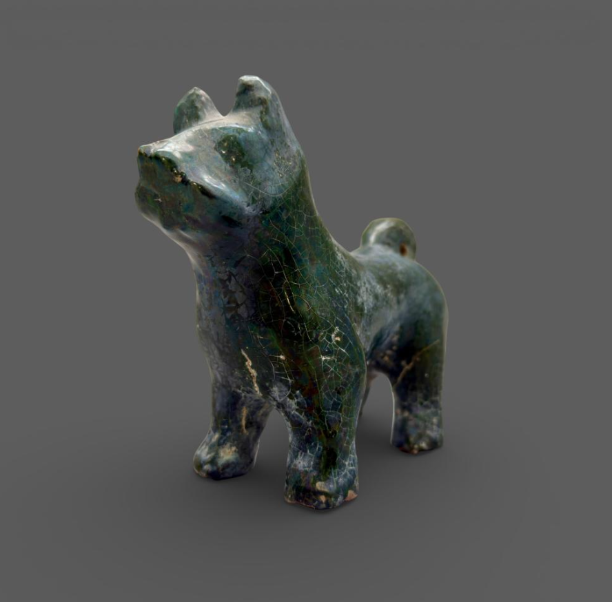 "Ví dụ, phân tích xương động vật cho thấy con chó được thuần hóa sớm nhất được biết đến ở Trung Quốc, từ địa điểm Nanzhuangtou ở tỉnh Hà Bắc khoảng 10.000 năm trước, cho thấy chó bắt đầu xuất hiện trong cuộc sống của con người với vai trò trợ thủ săn bắn từ thời điểm đó. Các nghiên cứu về đồng vị carbon và nitơ tiết lộ rằng, người xưa đã hào phóng chia sẻ thức ăn với những người bạn này của họ", Lyu cho biết thêm. Ảnh: @Trung tâm Lưu trữ Mẫu vật Tài nguyên Động vật Trung Quốc.