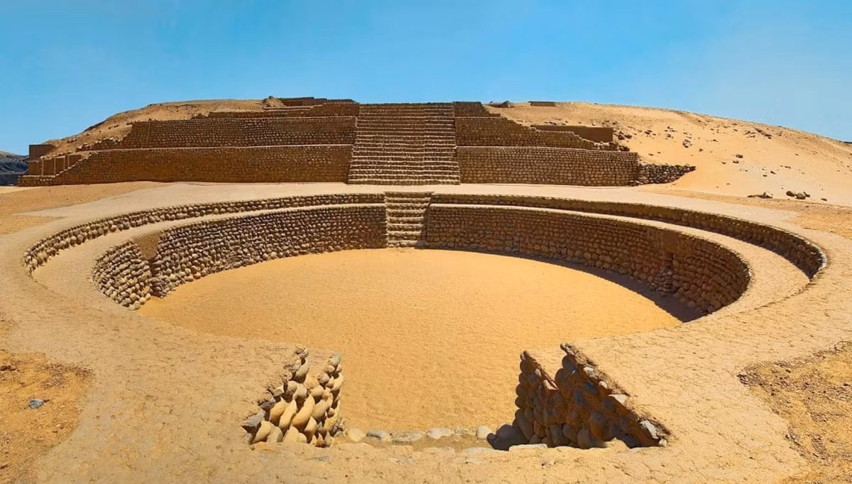 Nền văn minh Caral tồn tại từ khoảng năm 3.000 đến 1.800 Trước Công Nguyên — cùng thời điểm các kim tự tháp Ai Cập đang được xây dựng. Ảnh: @Bộ Văn Hóa Peru.