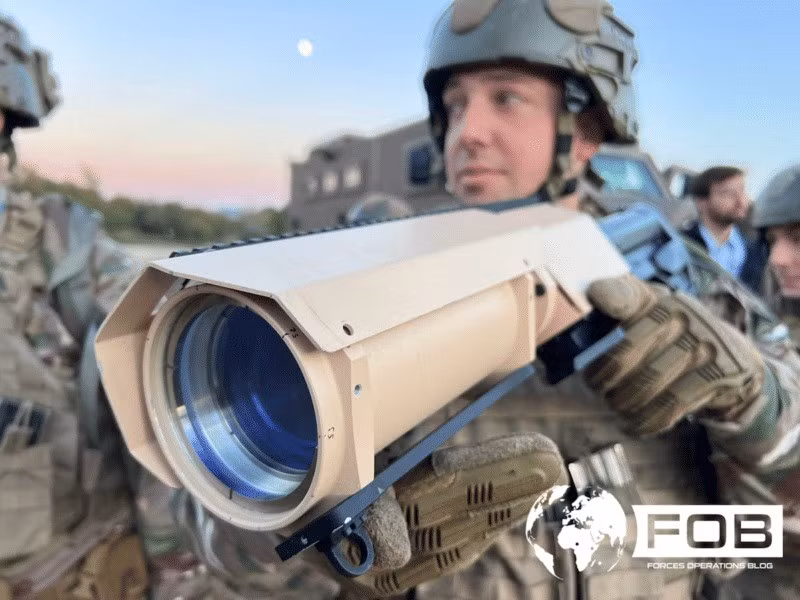 Ban đầu, HELMA-LP được thiết kế cho các nhiệm vụ vô hiệu hóa mục tiêu riêng biệt, gây hư hại hoặc phá hủy các cảm biến điện tử, camera, hệ thống ngắm và thiết bị quang điện tử thông qua hiệu ứng nhiệt của chùm tia laser. HELMA-LP hoạt động im lặng và vô hình, phù hợp với các lực lượng đặc nhiệm cần vô hiệu hóa các thiết bị nhạy cảm mà không để lộ vị trí của chúng.