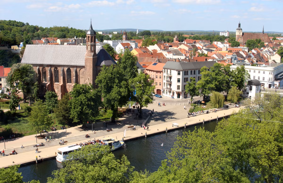 Vật thể này được phát hiện ở phía tây Brandenburg, thuộc vùng Havelland, trong một cuộc khảo sát bằng máy dò kim loại được cấp phép ở Đức. Ảnh: @Văn phòng Bảo tồn Di tích và Bảo tàng Khảo cổ học bang Brandenburg (BLDAM).