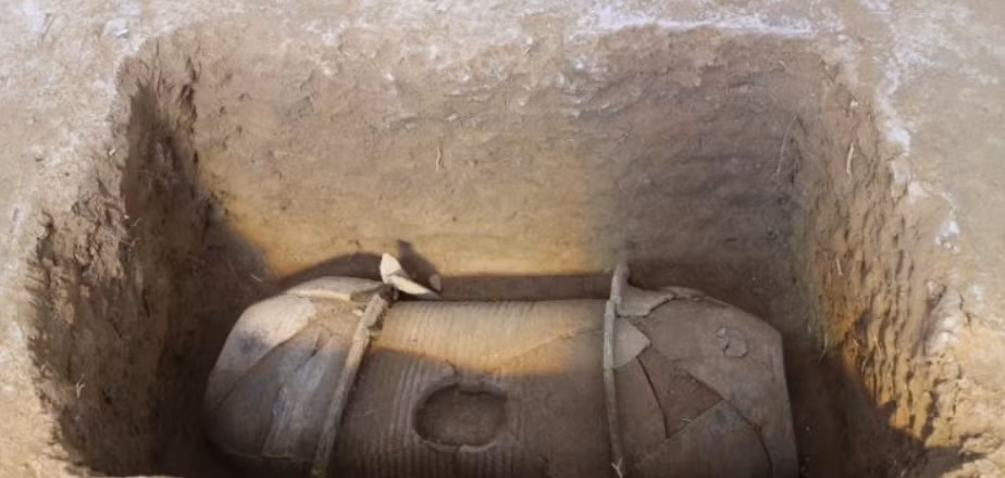 Đó là 110 ngôi mộ cổ ước tính có niên đại khoảng 2.000 năm tuổi. Ảnh: @Đại học tỉnh Hà Bắc.