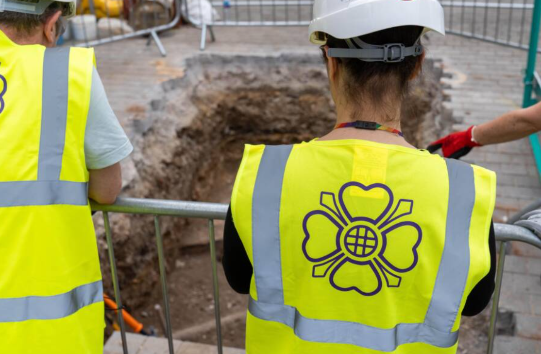 Ngay bên dưới Cung điện Westminster ở London, các chuyên gia đến từ Bảo tàng London bất ngờ tìm thấy hàng loạt di tích cổ xưa kỳ lạ. Ảnh: @Bảo tàng London.