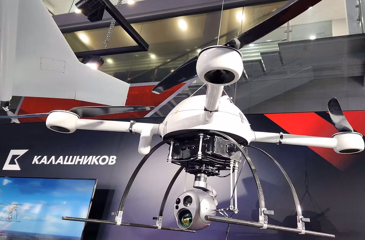 Không giống như các máy bay không người lái khác chỉ có thể hoạt động trong vài giờ, bản nâng cấp máy bay không người lái trinh sát Kvazimachta này được cho là có thể bay trên không liên tục trong vòng 500 giờ. Ảnh: @Kalashnikov.