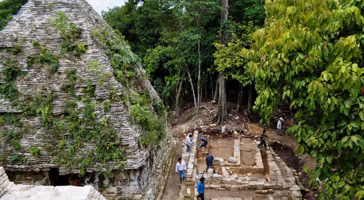 Vốn dĩ, người Maya đã xây dựng nên một trong những nền văn minh lừng lẫy nhất trong lịch sử, với kiến ​​trúc và kỹ nghệ chế tác đáng kinh ngạc vẫn còn lưu lại đến ngày nay. Ảnh: @Viện Nhân chủng học và Lịch sử Quốc gia Mexico.