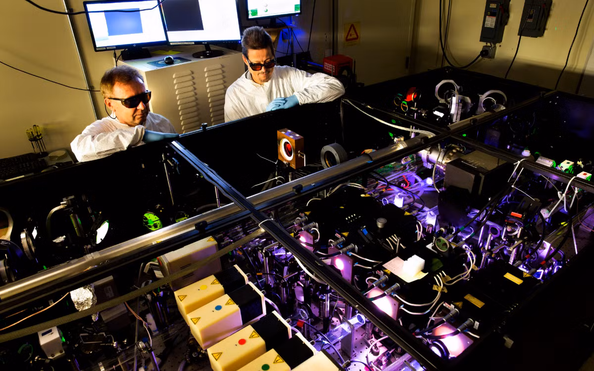 Vậy nên, hệ thống này sẽ được sử dụng cho các thí nghiệm trong nhiều lĩnh vực nghiên cứu khác nhau, bao gồm y học, vật lý lượng tử, khoa học vật liệu, nghiên cứu, thăm dò, khám phá các sự kiện thiên văn, vũ trụ.v.v.v…Ảnh: @Đại học Michigan.