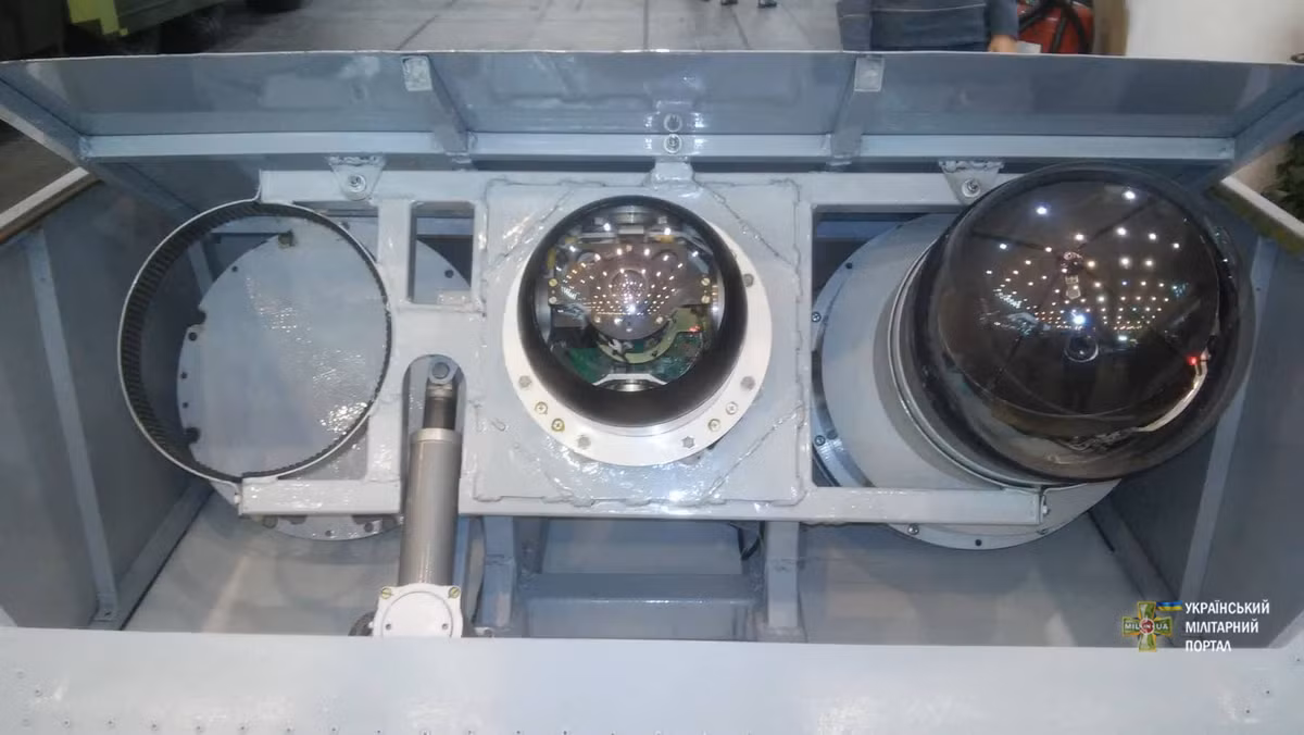 Nhưng đối với kho vũ khí của riêng Ukraine, câu chuyện thực sự còn lớn hơn. Các nhà phân tích ước tính phiên bản tên lửa đạn đạo Sapsan nội địa có tầm bắn nâng cấp từ 400 đến 500 km. Ảnh: @UNITED24 Media.