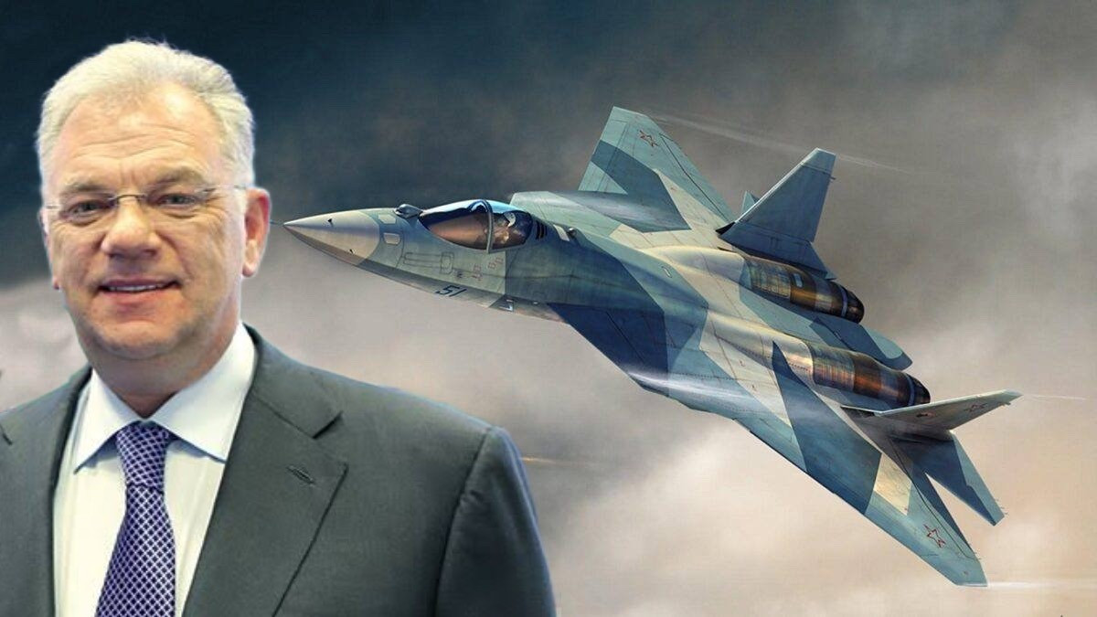 Ấn Độ đang cân nhắc mua khẩn cấp hai máy bay chiến đấu Su‑57 tiên tiến từ Nga và triển khai sản xuất thêm tại Nashik. Nếu kế hoạch thành hiện thực, Không quân Ấn Độ (IAF) có thể sở hữu tới 140 chiếc Su-57, hình thành 7 phi đội hiện đại, mạnh mẽ, uy lực, nhanh chóng lấp đầy khoảng trống lực lượng và nâng tầm quyền lực trên bầu trời.