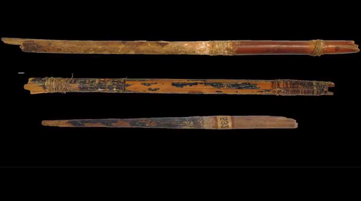 Ngoài dép và giỏ cỏ, các chuyên gia còn tìm thấy hài cốt người và các công cụ. Một số thi thể người xưa đã được ướp xác và đã có 13 bộ hài cốt được thu thập. Ảnh: @MUTERMUR Project.