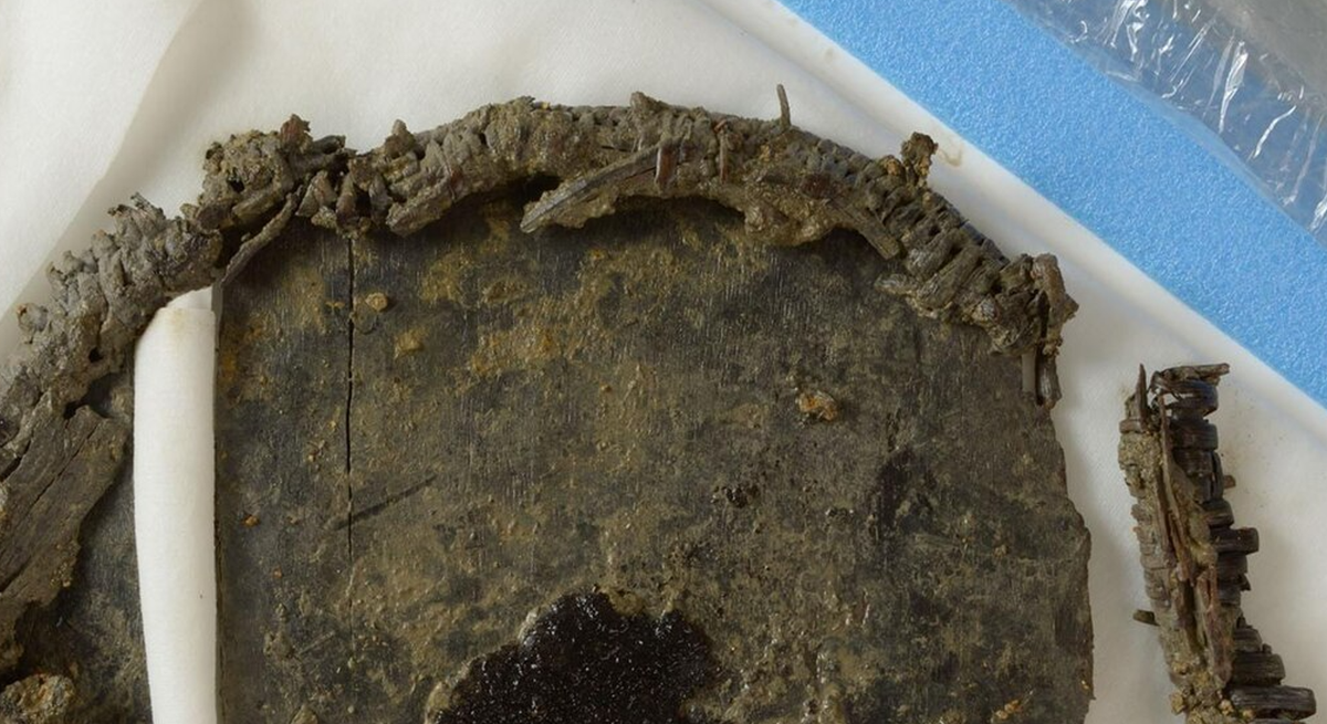 Theo nhà khoa học Sarah Laskow của Atlas Obscura, nhóm nghiên cứu tin rằng, chiếc bình này là một vật đựng thức ăn. Ảnh: @Viện Nghiên Cứu Atlas Obscura.