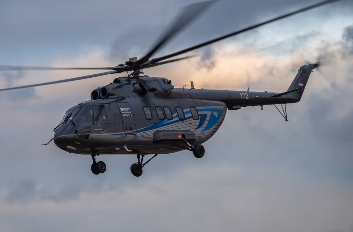 Thùng nhiên liệu chống va chạm được bố trí ở khoang dưới thân máy bay, bên dưới sàn khoang hành khách-hàng hóa, nhằm tăng cường độ an toàn tối đa. Ảnh: @ Aviation Week.