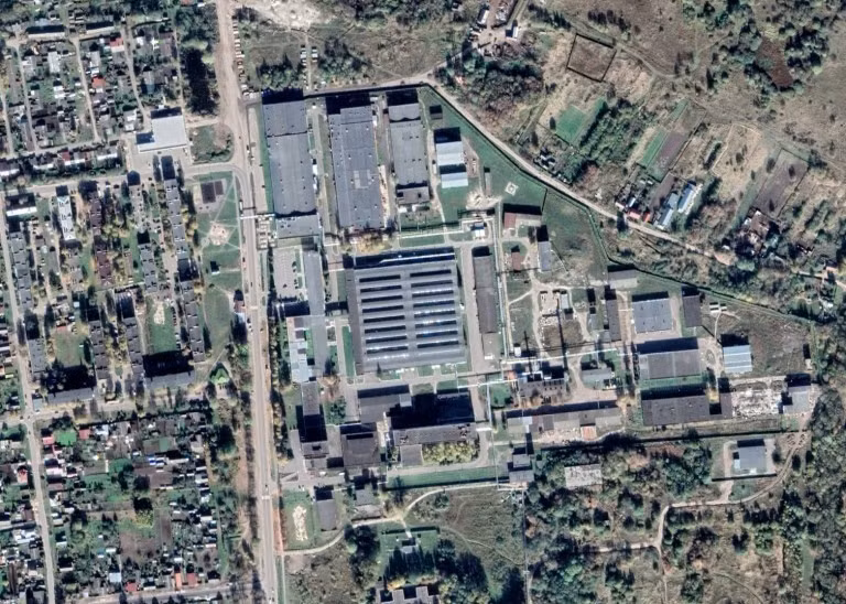 Cuộc tấn công diễn ra rạng sáng ngày 29/9, khi bốn quả Neptune lao đi từ vị trí sâu trong lãnh thổ Ukraine, cách biên giới khoảng 40 km, với tầm bắn gần 240 km. Những cột lửa bùng lên tại mục tiêu đã được ghi nhận, làm dấy lên nhiều đồn đoán về mức độ thiệt hại.