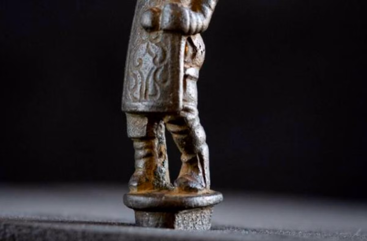 Thật tuyệt vời vì cán dao hoàn toàn nguyên vẹn. Việc tìm thấy một hiện vật được bảo quản tốt và thú vị như vậy là điều đáng chú ý. Ảnh: @Bảo tàng Corbridge Roman Town.