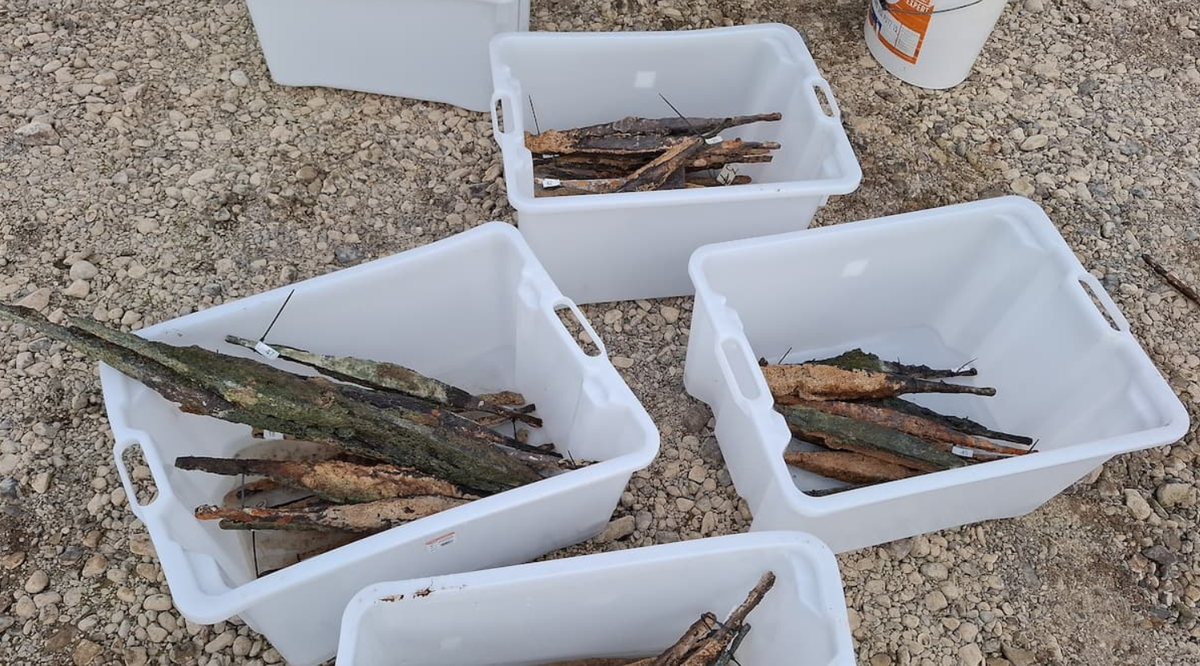 Những thỏi kim loại tương đối tinh khiết được vận chuyển và sau đó cuối cùng chúng sẽ được dùng để chế tạo thành công cụ, vũ khí, đồ dùng và các vật dụng khác. Ảnh: @Muzej Franjevačkog samostana Tolisa Vrata Bosne.