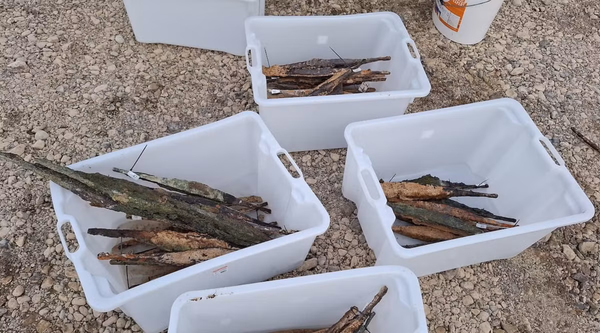 Những thỏi kim loại tương đối tinh khiết được vận chuyển và sau đó cuối cùng chúng sẽ được dùng để chế tạo thành công cụ, vũ khí, đồ dùng và các vật dụng khác. Ảnh: @Muzej Franjevačkog samostana Tolisa Vrata Bosne.