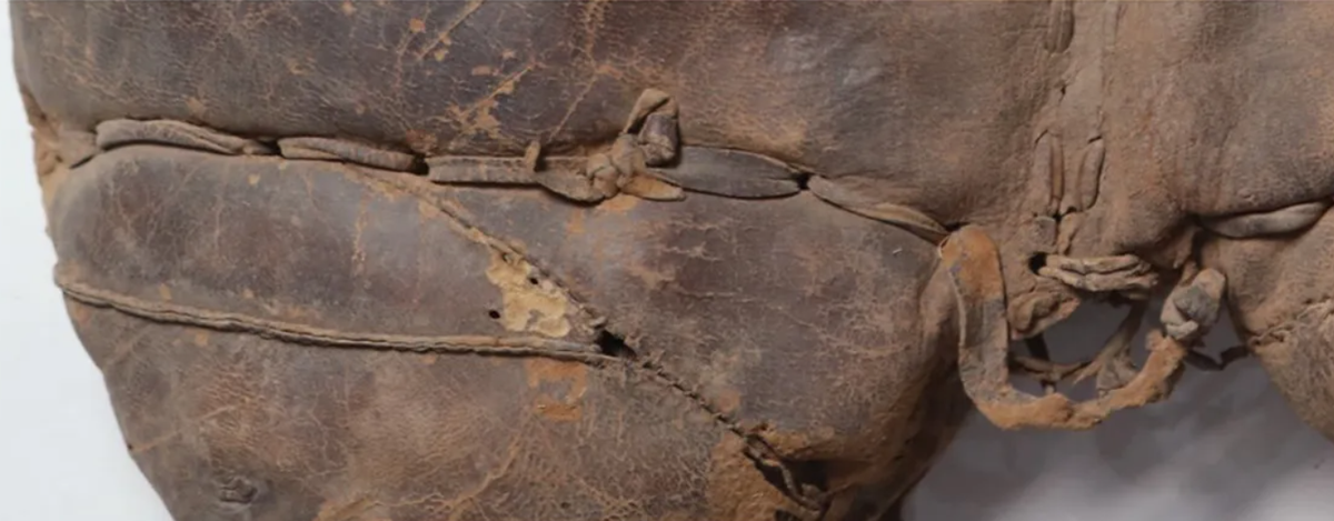 Chiếc yên ngựa được tìm thấy ở Dương Hải dường như là một trong những chiếc yên ngựa cổ nhất và có niên đại sớm hơn nhiều so với các ví dụ cổ đại tương tự khác đã biết. Ví dụ, yên ngựa của người Scythia - những người du mục hiếu chiến từng lang thang trên thảo nguyên Tây và Trung Á - có niên đại từ thế kỷ thứ 5 đến thế kỷ thứ 3 Trước Công Nguyên. Ảnh: @Patrick Wertmann.