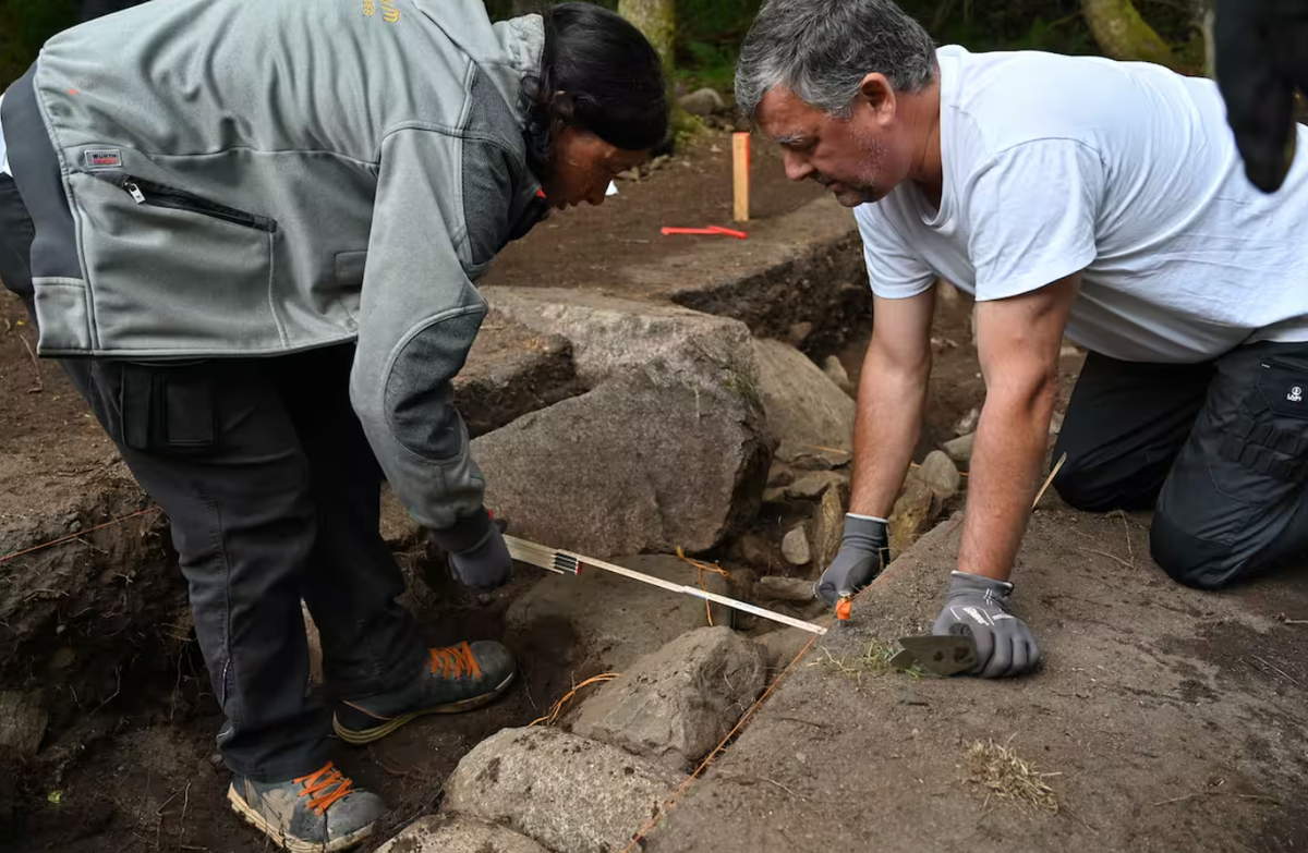 Giờ đây, lần đầu tiên, một nhóm các nhà nghiên cứu đã thành công trong việc xác định niên đại chính xác một phần của công trình này và làm sáng tỏ thêm về chức năng có thể có của chúng, cho thấy việc xây dựng chúng diễn ra vào thời kỳ sớm hơn nhiều so với suy nghĩ trước đây. Ảnh: @NEOSEA.