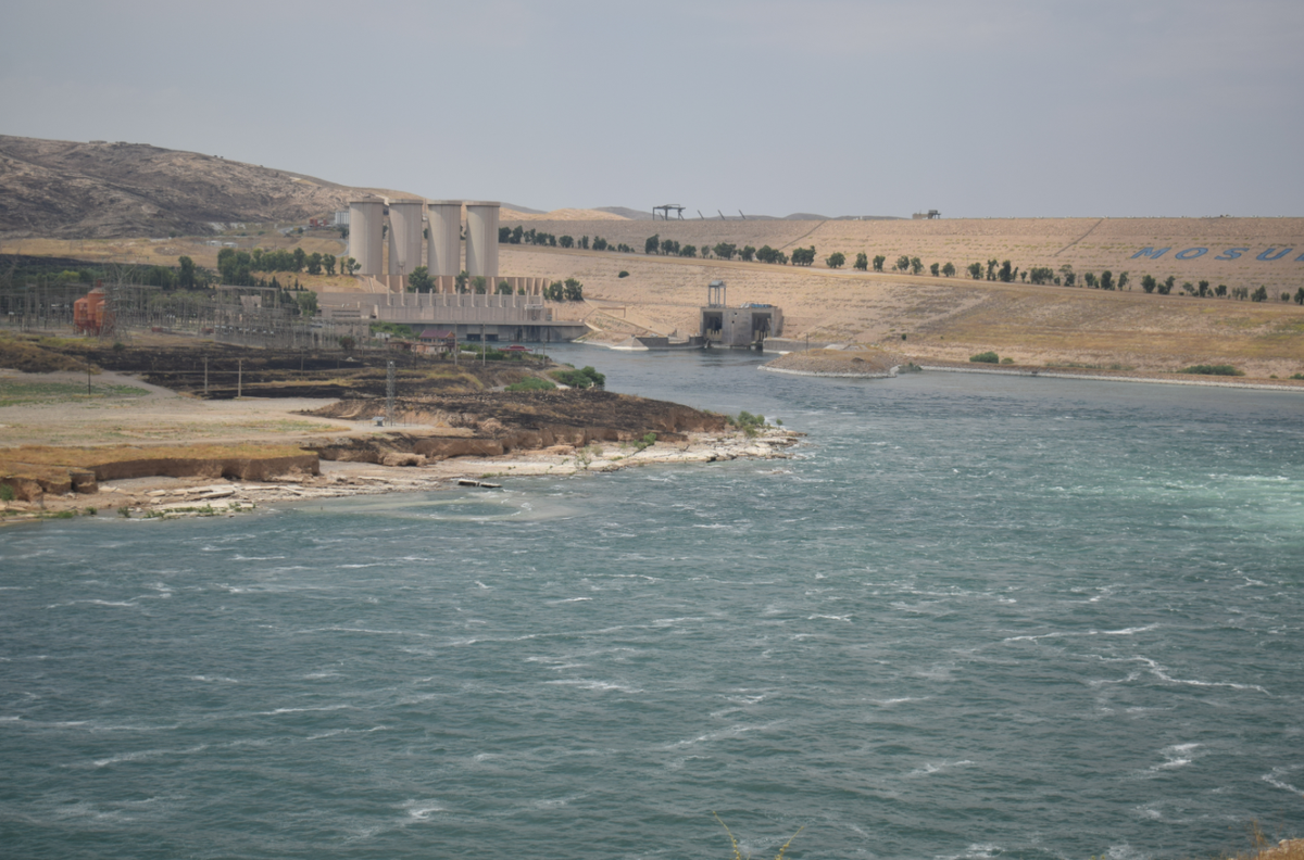 Nhóm khảo cổ hy vọng rằng, việc nghiên cứu sâu hơn các ngôi mộ sẽ hé lộ thêm nhiều chi tiết về bối cảnh xã hội của những ngôi mộ này, cũng như nguyên nhân cái chết của những người được chôn cất ở đó. Mặc dù chịu ảnh hưởng tiêu cực của hạn hán, nhưng nó lại mang đến một cơ hội độc đáo cho các nhà khảo cổ học. Ảnh: @Agence France-Presse.
