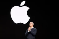 Tim Cook bác tin rời Apple, tiếp tục giữ ghế CEO