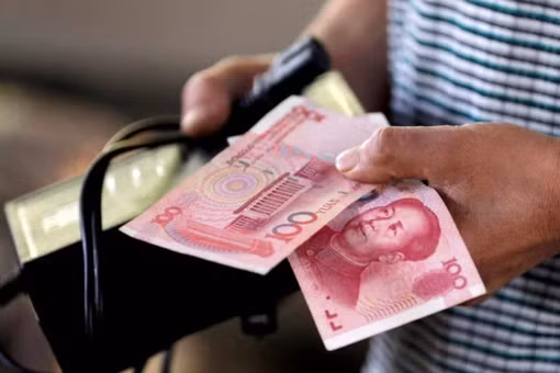 [VIDEO] Người Trung Quốc bỏ thẻ tín dụng hàng loạt, ngân hàng đối mặt nợ xấu tăng cao