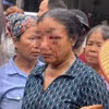 Xác minh thông tin người bán rau bị xịt nước chảy máu mặt ở Phú Thọ