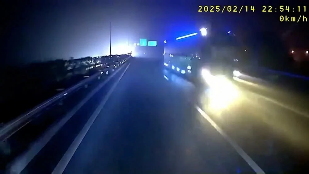 Phạt 35 triệu với tài xế xe khách đi ngược chiều trên cao tốc