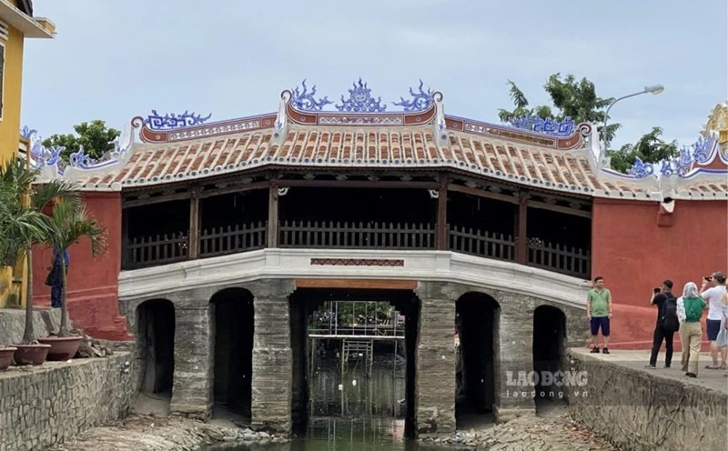 Ồn ào câu chuyện trùng tu Chùa Cầu: Các chuyên gia nói gì ?