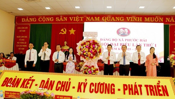 Đông Hiếu anh-phuoc-hai-1.jpg