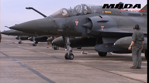 Thông tin được đưa ra một tuần sau khi một quan chức cấp cao Ukraine bày tỏ thất vọng khi Anh chưa cung cấp thêm tên lửa Storm Shadow.