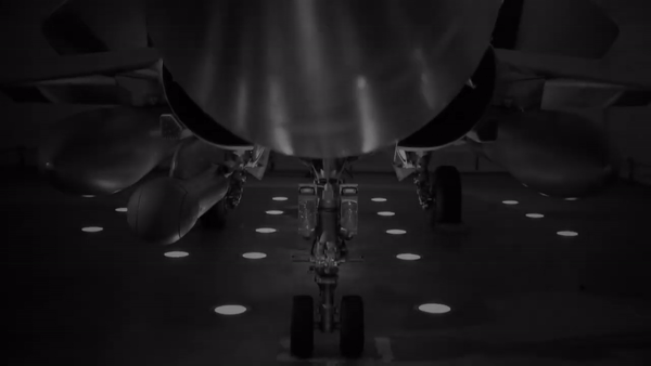 Sự phát triển của Rafale F5, hay Super Rafale, là một sự nâng cấp đáng kể so với các mẫu trước đó. Dassault Aviation, nhà sản xuất máy bay, đã được thúc đẩy hành động sau khi mất một số hợp đồng vào tay F-35, đặc biệt là ở châu Âu.