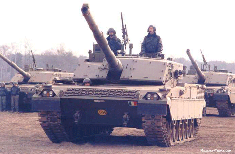 Xe tăng chiến đấu chủ lực Ariete cũng là một sản phẩm liên doanh giữa Oto Melara và Fiat phát triển vào năm 1995. Nó được phát triển để thay thế cho xe tăng M60A3 đã lạc hậu của quân đội Italy.