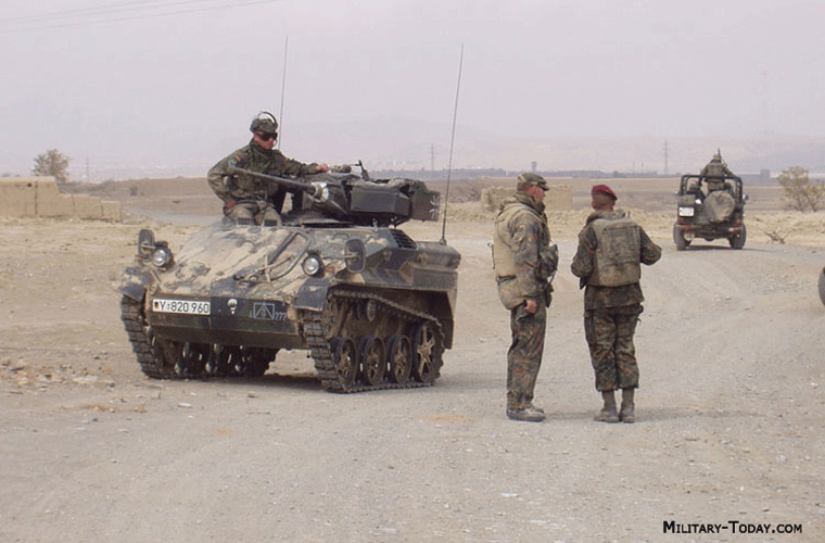 Do có trọng lượng nhẹ nên Wiesel rất dễ dàng vận chuyển bằng các máy bay vận tải và nhảy dù xuống chiến trường khi cần thiết.