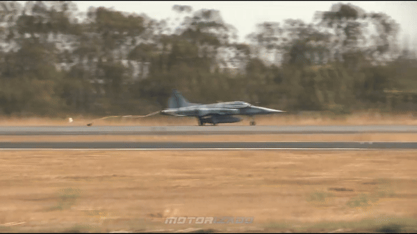 Không quân Brazil vận hành tổng cộng 46 máy bay chiến đấu F-5EM Tiger II, chúng được mua vào năm 1973 để tạo thành xương sống của lực lượng không quân chiến thuật nước này.