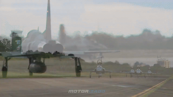 Nhờ tỷ lệ lực đẩy trên trọng lượng thuận lợi, F-5EM vẫn duy trì khả năng cơ động cao, điều này đặc biệt quan trọng trong chiến đấu trên không.