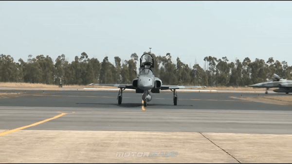 Vào những năm 2000, máy bay F-5 của Brazil đã trải qua quá trình hiện đại hóa lên chuẩn F-5EM mới.