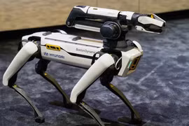Hàn Quốc sắp đưa robot ra chiến trường vì thiếu lính trầm trọng