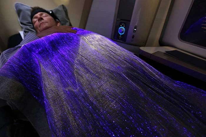 Chăn siêu thông minh trên máy bay có gì độc?