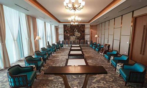 Bên trong cung hội nghị quy tụ nhân vật nổi tiếng tại CEO Summit 