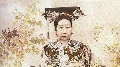 Từ Hy nắm trọn quyền lực nhưng cô độc suốt 40 năm