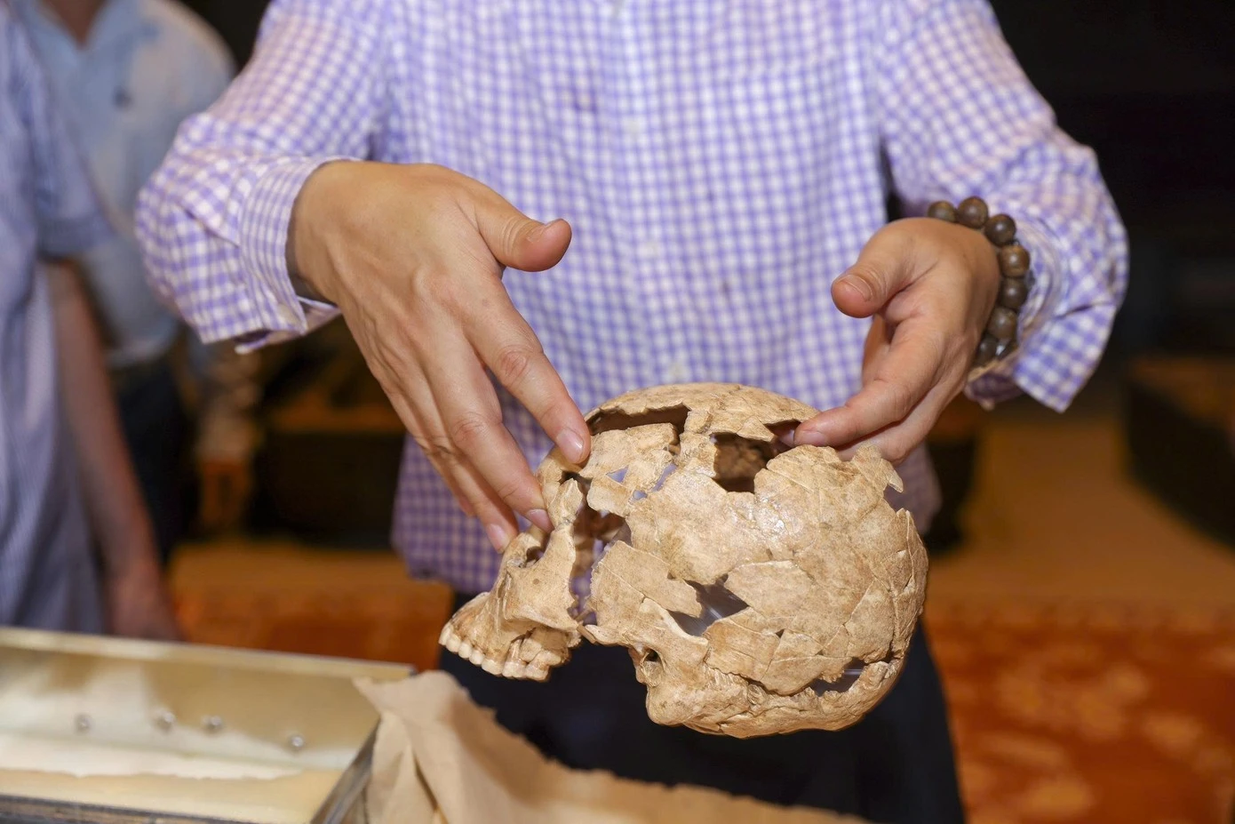 Bộ xương 12.000 năm tuổi ở Tràng An gây chấn động giới khảo cổ học